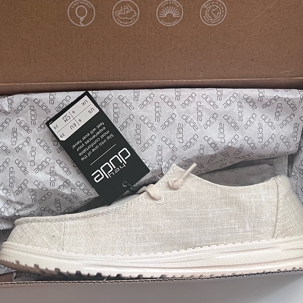 Women’s Size 8 Hey Dude Wendy Sparkling Gold